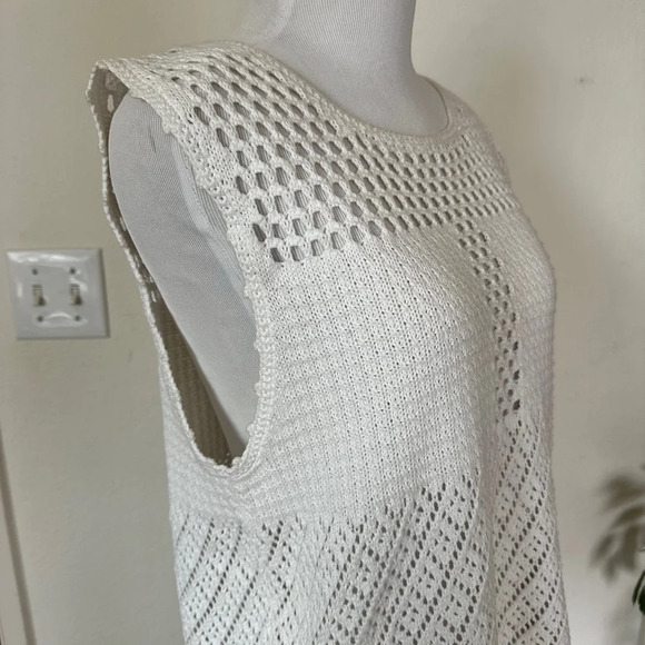 White open stitch crochet tank Medium - Picture 9 of 9